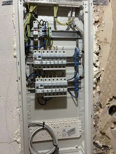 enersat.pl Instalacje Elektryczne